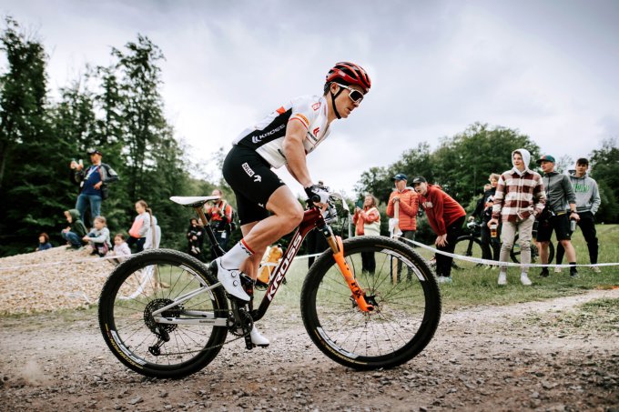 Zawody rowerowe cross Od ekscytujących wyścigów do przygody na drogach